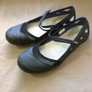 Eddie Bauer Shoes Flats MaryJane Leather Sandals Cut Outs Dark Gray Size 9 ½